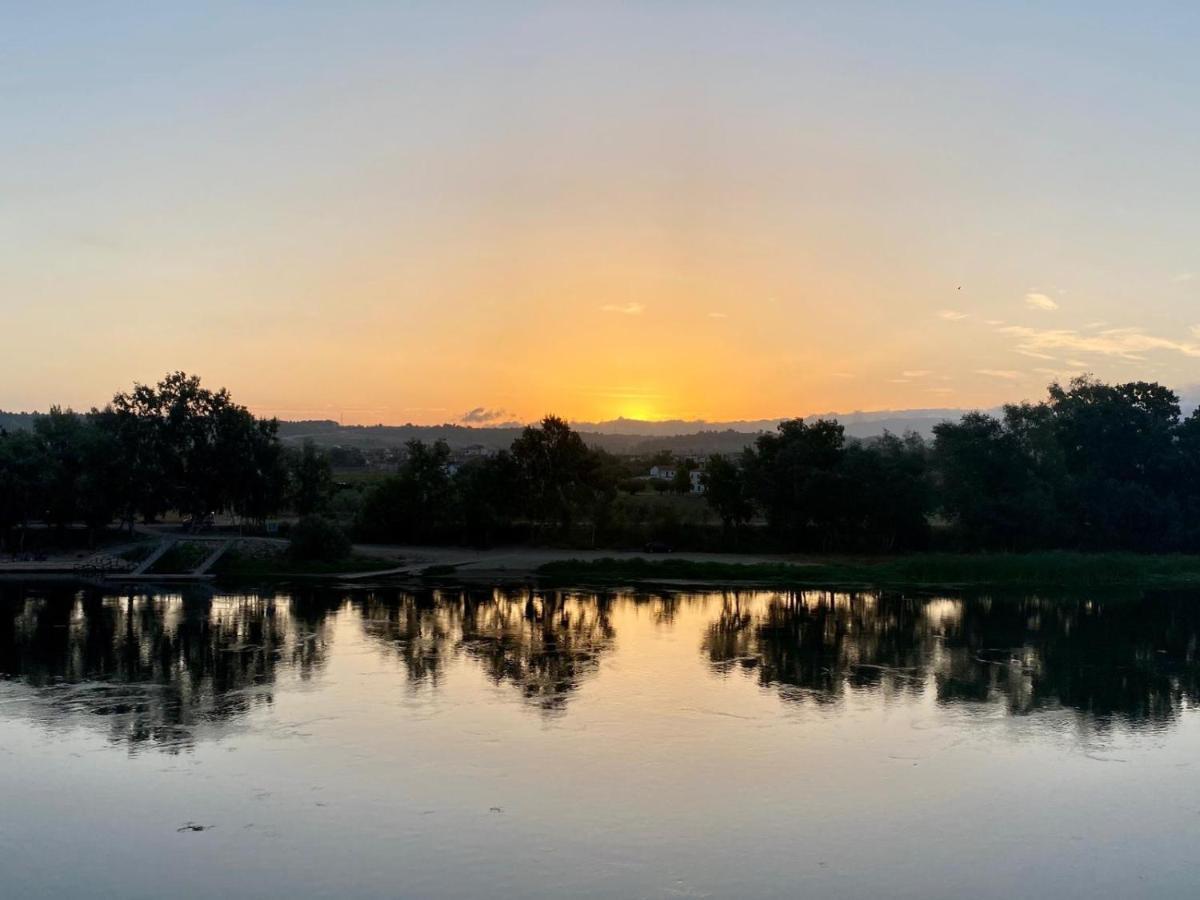 מורה ד'אברה River Ebro Apartments מראה חיצוני תמונה