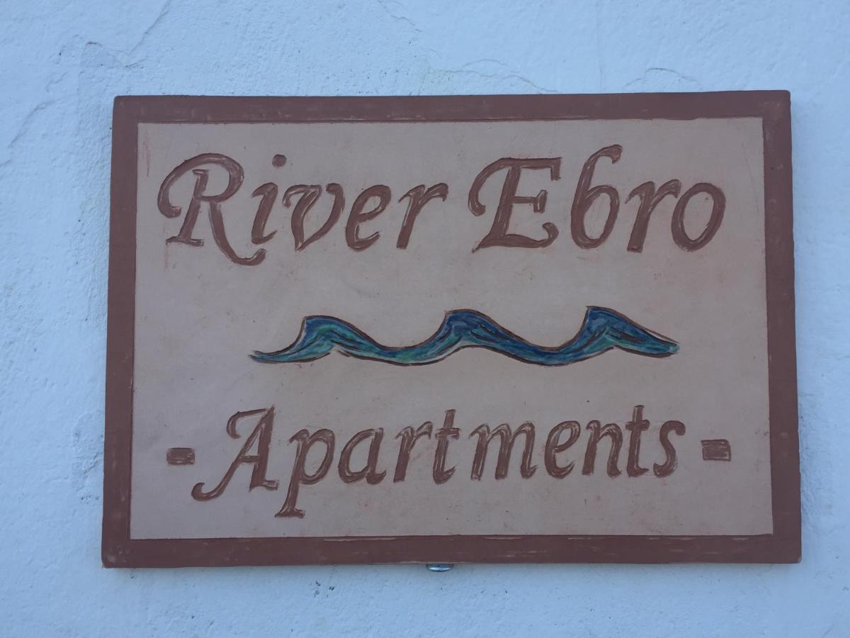 מורה ד'אברה River Ebro Apartments מראה חיצוני תמונה
