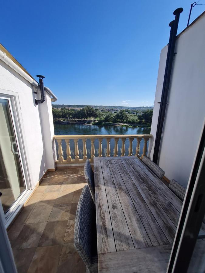 מורה ד'אברה River Ebro Apartments מראה חיצוני תמונה