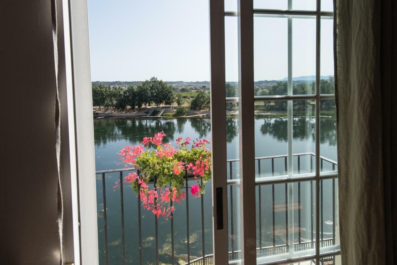 מורה ד'אברה River Ebro Apartments מראה חיצוני תמונה
